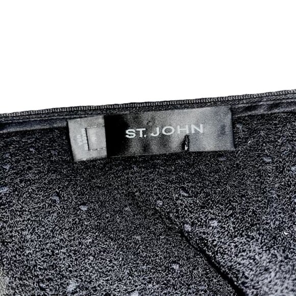 St. John Knit Textured Knit Sheath Dress - Onyx, Size 6, Excellent Condition - Picture 2 of 10